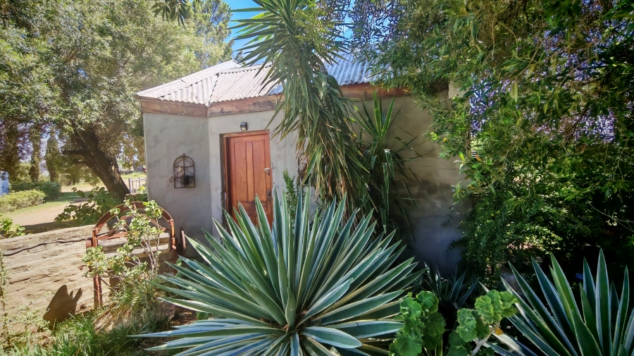 6 Bedroom Property for Sale in Pearston Eastern Cape